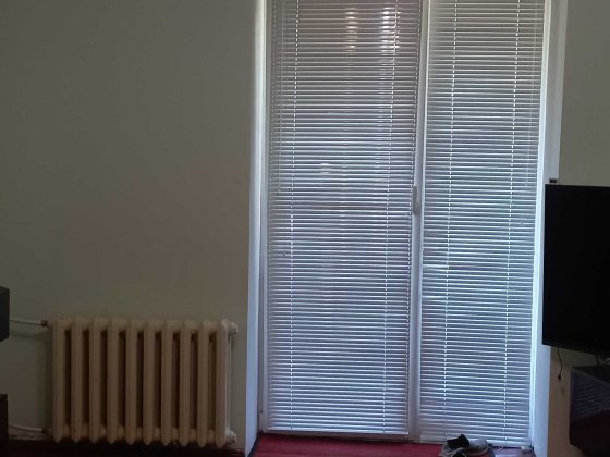 Продам квартиру возле  стадиона металлург Кривой Рог