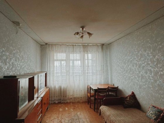 Продається 2-кімн квартира. Орієнтир - зуп. Світанок. Кривой Рог