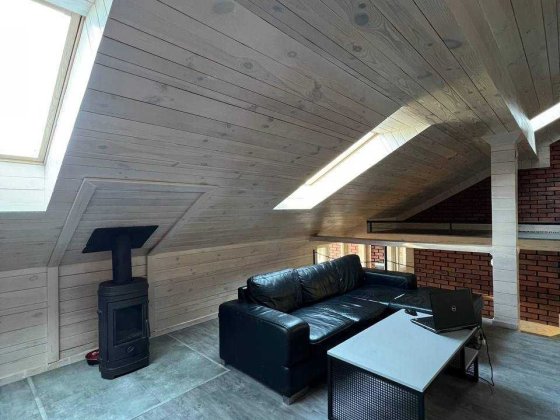 Ексклюзивна 3к квартира біля парку Слави від власника Ровно