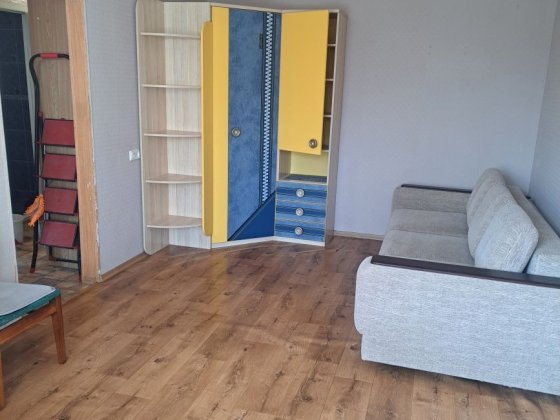 Сади-2 1-о кімн. Квартира в гарному стані Полтава