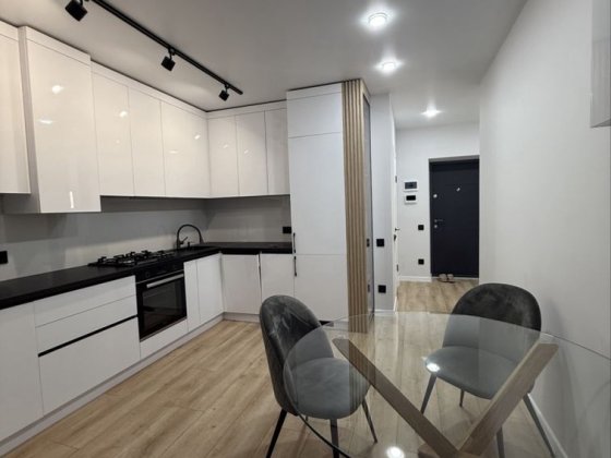 Продам 1-но кімнатну квартиру ЖК На Щасливому Ровно