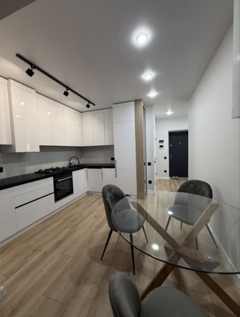 Продам 1-но кімнатну квартиру ЖК На Щасливому - фото 1