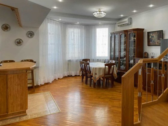 Великогабаритна квартира Луцк