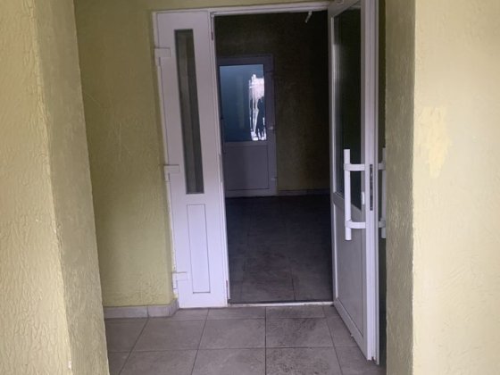 Продаю  2-кімн. покращеного  планування / м-н 5-й Зарічний