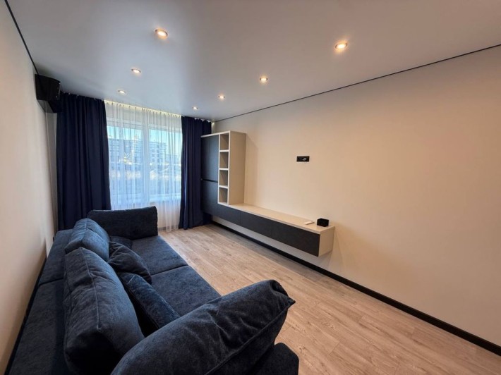 Чудова 2-к квартира в новобудові.Євроремонт ,укомплектована 64м2 - фото 1