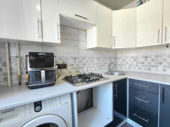 1 кімнатна квартира з ремонтом Суми