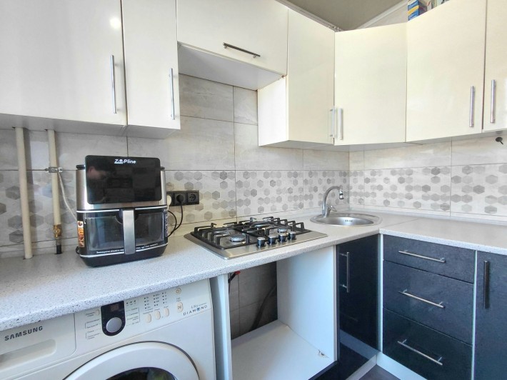 1 кімнатна квартира з ремонтом - фото 1