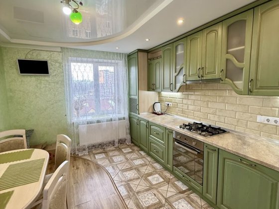 Свободи, 5 поверх Суми