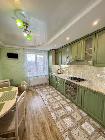 Свободи, 5 поверх - фото 1