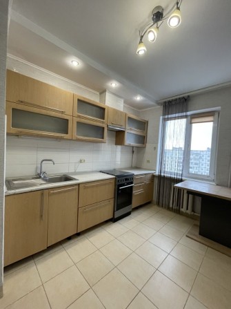 )( Продаж 3-К квартири з хорошим ремонтом - фото 1