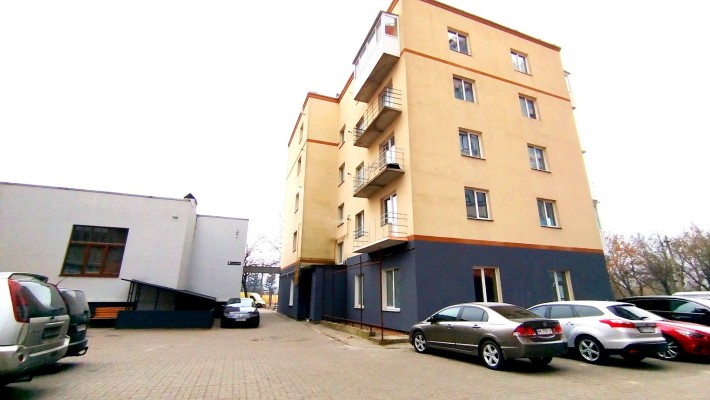 Продам 3к квартиру по вул 24 серпня - фото 1