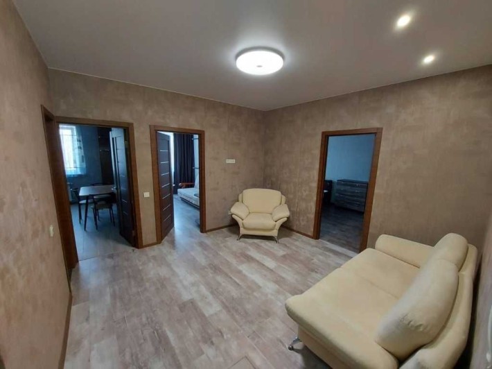 2 кімнатна квартира 65 м² з ремонтом меблями 8/9 поверх ЖК Family Park - фото 1