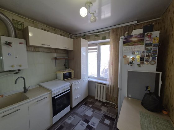 Продаж 2-х кімнатної квартири. Між 97 та 98 кварталом. Кривой Рог