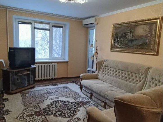 Продам 2 кімнатну квартиру на Інгульці Кривой Рог