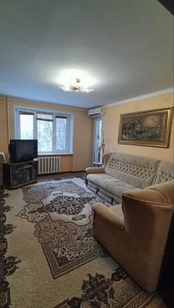 Продам 2 кімнатну квартиру на Інгульці - фото 1