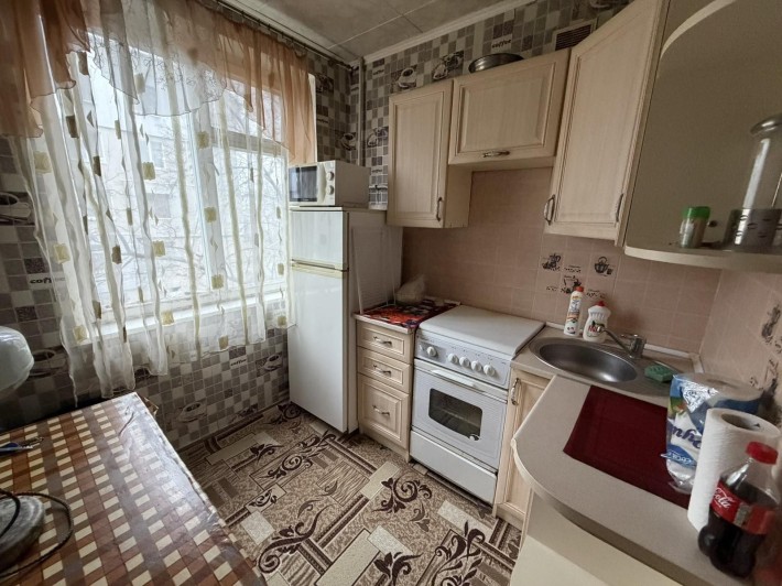 Продам 2к квартиру біля ринку СКД - фото 1