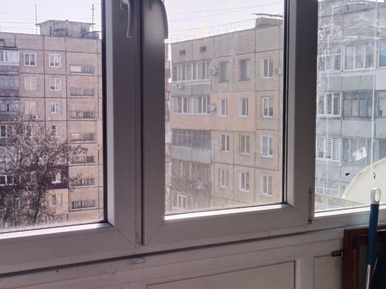 Квартира  Заречный две комнаты Кривой Рог