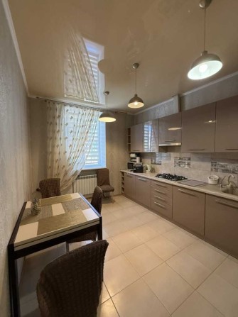 Продам 2к квартиру, 74кв.м. 2/3 пов, цегла, Поділ - фото 1