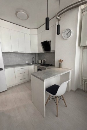 Квартира з газом та ремонтом в заселеному районі! Сертифікат! 2% подат - фото 1