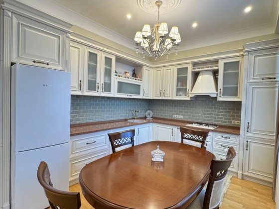 Продам 3х комнатную в центре Сум Суми