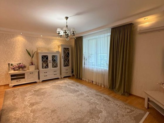 Продаж 2 кім в новому будинку по вул .Черняка Рівне