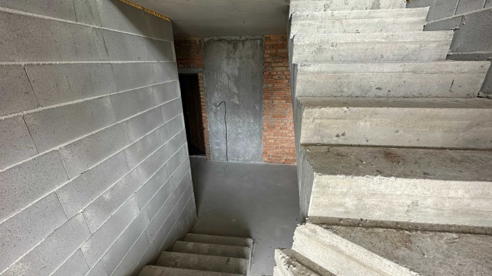 Простора 2-кімнатна квартира 76 м². З терасою. Доступна під єОселю - фото 1