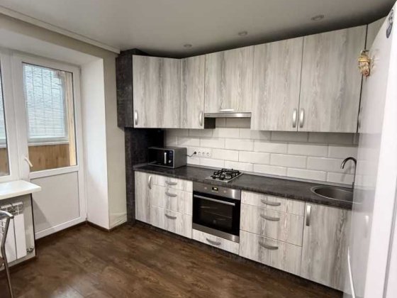 1к! квартира, Центр, 1/9 пов, з балконом, 38 м2, цегла, газовий котел! Полтава