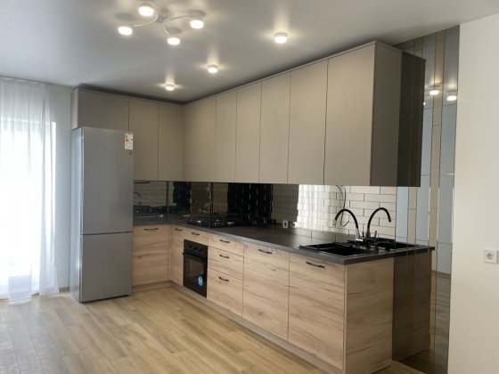 Продаж, неподалік Центру, ремонт,меблі та техніка Тернополь