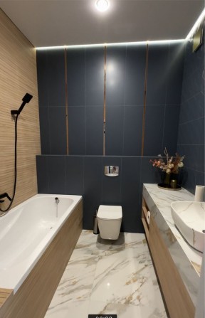 Центр новобудова Власник - фото 1