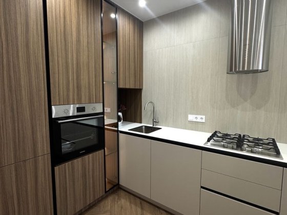 Квартира з дизайнерським ремонтом в центрі Ірпеня Ірпінь