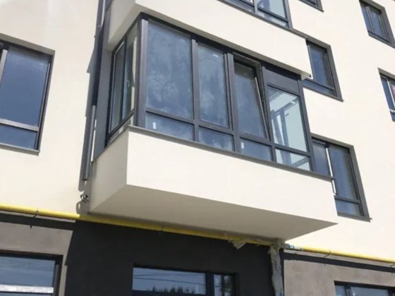 Продаж 2к квартири 68.4 кв. м на вул. Глиняна Тернопіль