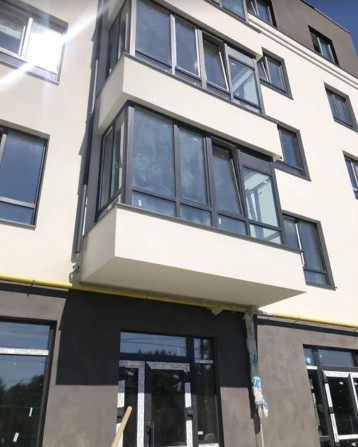 Продаж 2к квартири 68.4 кв. м на вул. Глиняна - фото 1