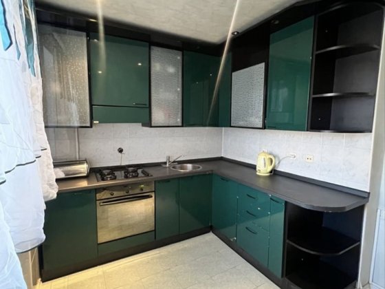 Трикімнатна квартира в Центр ( біля Білого дому) Ровно