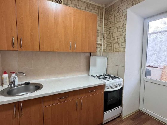 Продам 1 кімнатну на проспекті Перемоги ( колишня Курська) Сумы