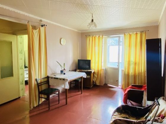 Продаж 3и кімн.квартири по вул.Армавірська 22(Покровський район) Кривой Рог