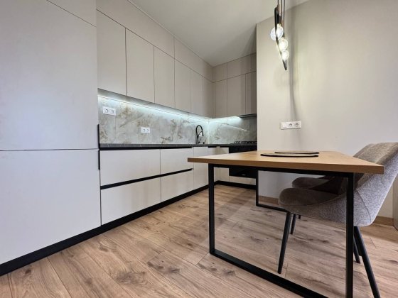 Продаж квартири-студії 39 м2 з ремонтом в Тернополі, вул. Козацька Тернопіль