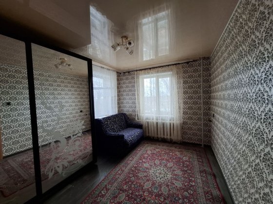 Продам 3х кімнатну покращеного планування на 5 Зарічному Кривий Ріг