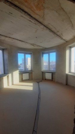 Квартира 3-кімнатна - фото 1