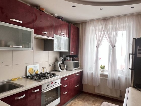 3 кімнатна квартира в. Яреми Тернополь