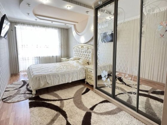 ПРОДАЖ 2 кім просп. Злуки Тернополь