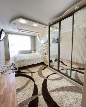 ПРОДАЖ 2 кім просп. Злуки - фото 1