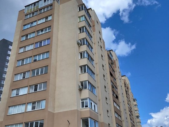 Продам 2-х кімнатну квартиру Суми