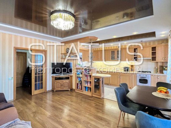 Продаж трикімнатної квартири в центрі. Новий будинок. Полтава