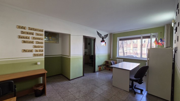 3 комн ул.Костенко, напротив Цирка - фото 1