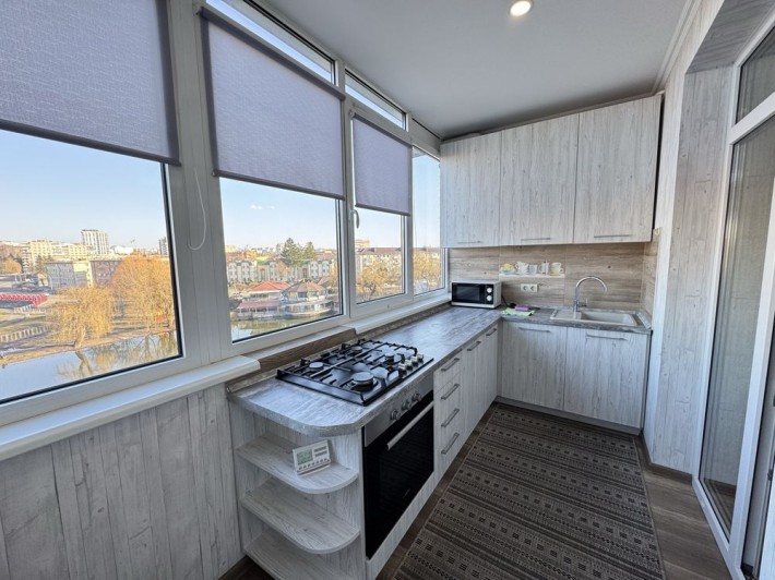 Продам 2-кімнатну квартиру в Новобудові, вул.Небесної Сотні! - фото 1