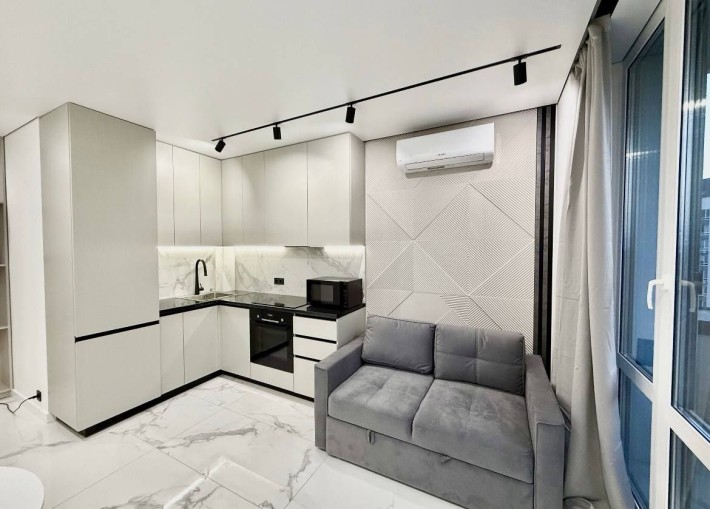 Продаж 1к квартири в ЖК Центральний 2, новий ремонт - фото 1