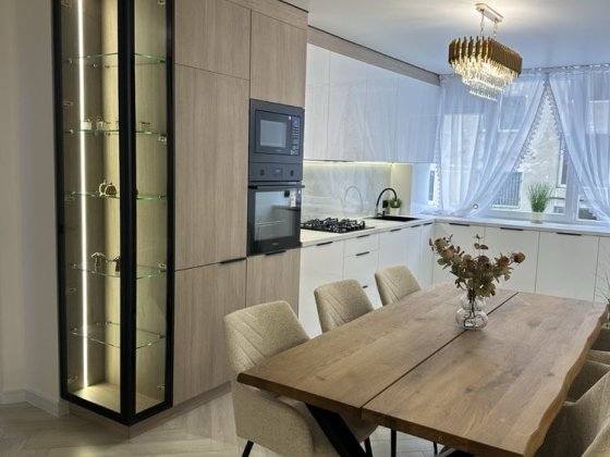 Продається стильна 3 кімнатна квартира в Центрі Тернополь