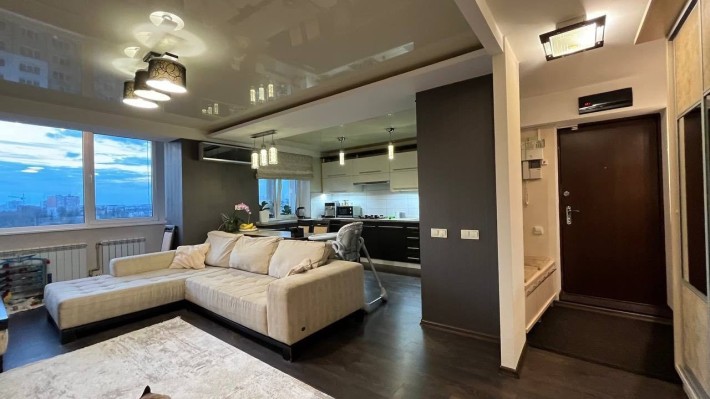 Продам 3 кімнатну квартиру на СКД - фото 1