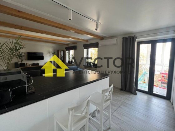 Елітна 4-кімнатна квартира в центрі Полтави, р-н Сонячного парку Полтава