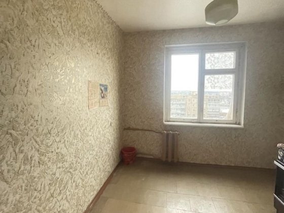 Продається 3 кімнатна квартира на Зарічному . Кривой Рог